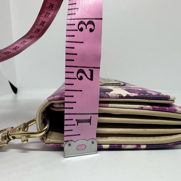 Purple & Cream Floral Leather Wallet By Marc New York - Picture 4 of 13